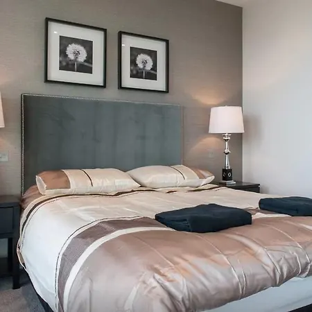 Luxury Apartment, Incredible Views * دبلن